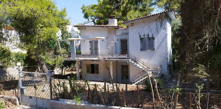 5 rooms House in Athens, Greece No. 55770