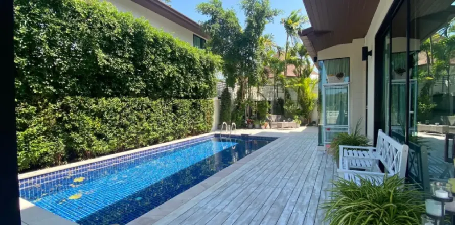 3 bedrooms Villa in Phuket, Thailand No. 3172