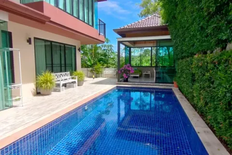 3 bedrooms Villa in Phuket, Thailand No. 3172 2
