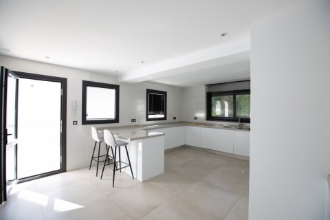 4 dormitorios Villa en Tan Xuan, Vietnam No. 27403 5