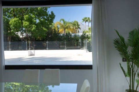 4 dormitorios Villa en Tan Xuan, Vietnam No. 27403 2