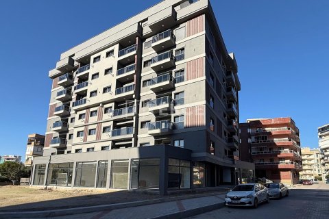 2 bedrooms Apartment in Izmir, Turkey No. 117459