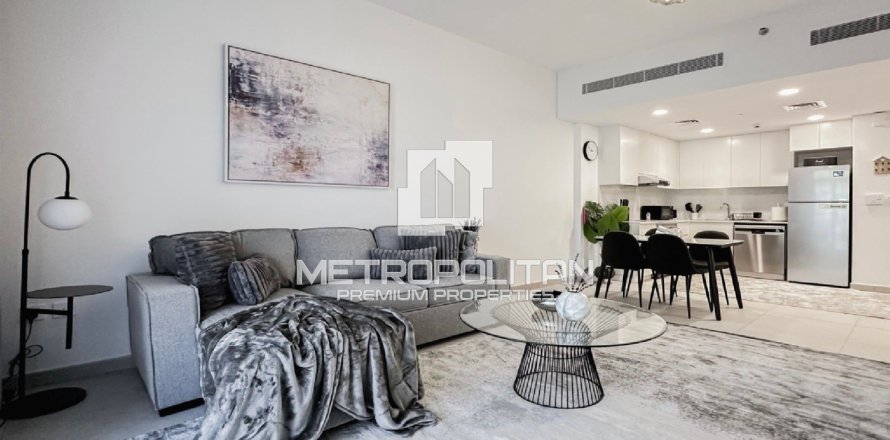 1 bedroom Apartment in Phuc Dong, Vietnam No. 93347