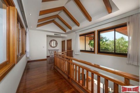 4 bedrooms Villa in Phuket, Thailand No. 97242 14