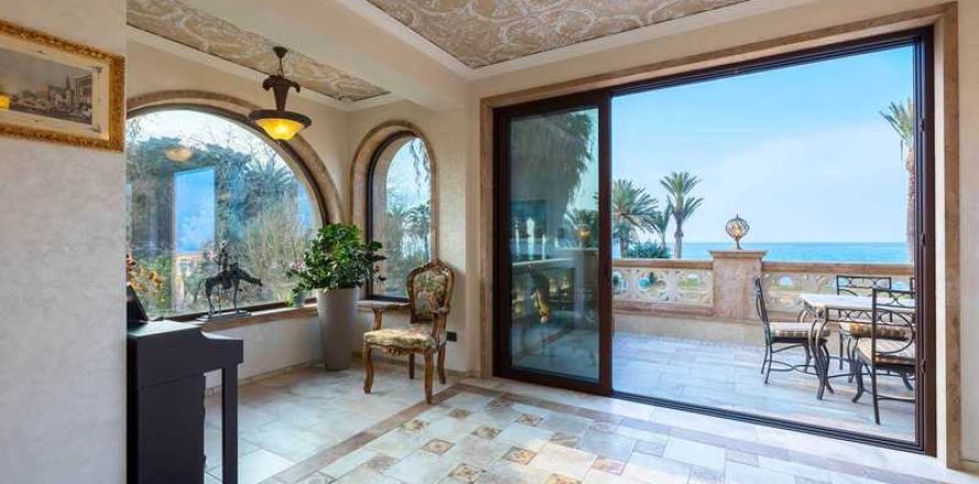 4 dormitorios Villa en Polis, Cyprus No. 31548