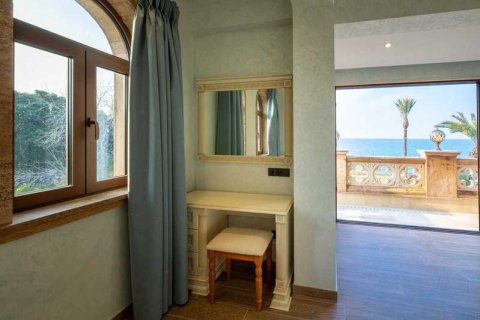 4 dormitorios Villa en Polis, Cyprus No. 31548 16