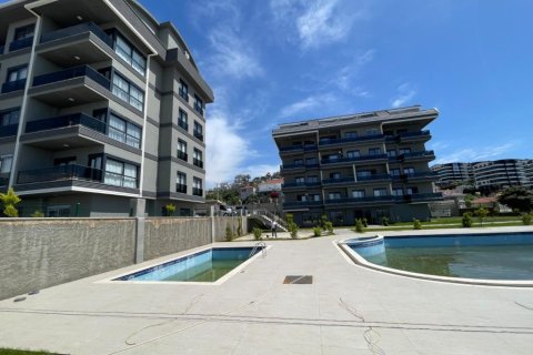 5 habitaciones Apartment en Kargicak, Turkey No. 21415
