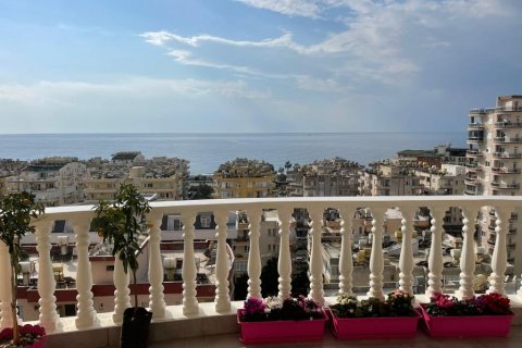 5 rooms Appartement à Mahmutlar, Turkey No. 21642