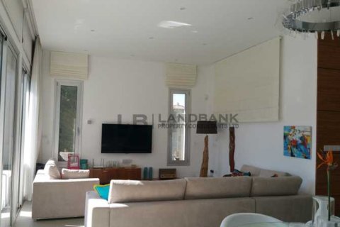 5 bedrooms House in Latsia, Cyprus No. 62973 2