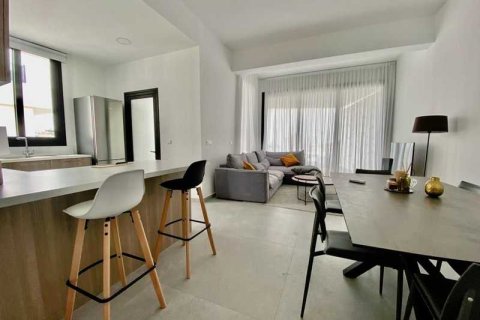 3 bedrooms Penthouse in Germasogeia, Cyprus No. 101837 5