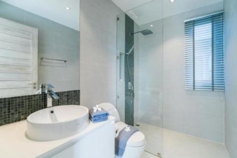 4 bedrooms Villa in Surat Thani, Thailand No. 95914 8