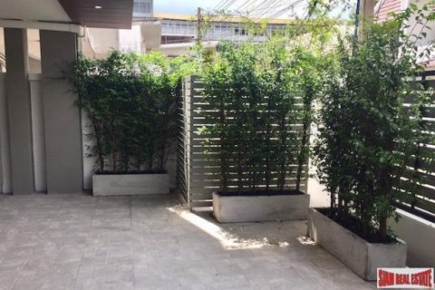 Дом с 3 спальнями в Бангкок, Таиланд №97011 4