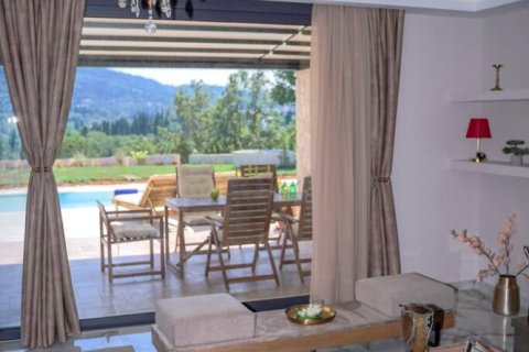 3 bedrooms Villa in Corfu, Greece No. 107948 8