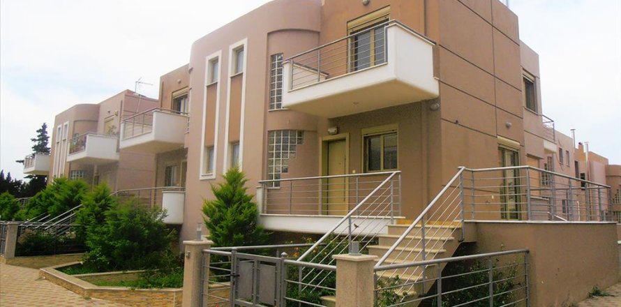 Мезонет с 4 спальнями в Лутракион, Греция №60410