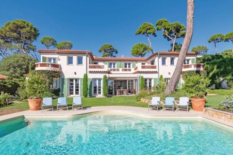 4 chambres Villa à Antibes, France No. 99777 1