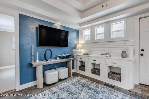 6 bedrooms House in Glenwood Springs, USA No. 104597 6