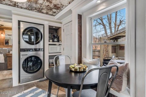 6 bedrooms House in Glenwood Springs, USA No. 104597 11