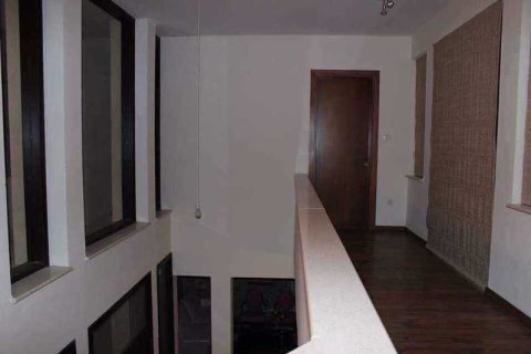 4 bedrooms House in Pano Lefkara, Cyprus No. 31442 11