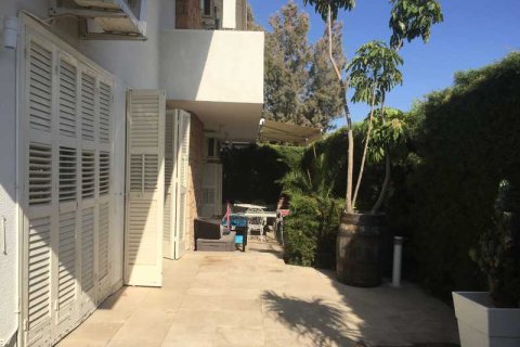 4 bedrooms House in Limassol, Cyprus No. 52608 14