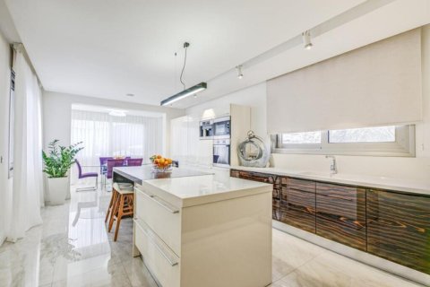 5 dormitorios Villa en Limassol, Cyprus No. 106921 3