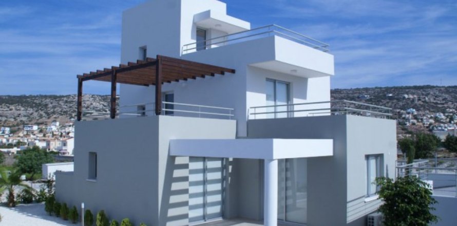3 bedrooms Villa in Paphos, Cyprus No. 105523