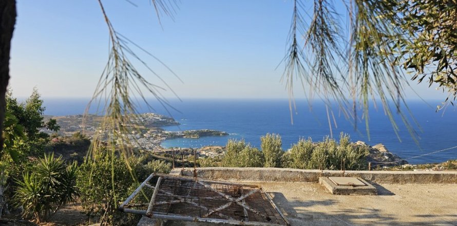 3 bedrooms Maisonette in Gazi, Greece No. 107505