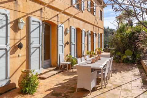 4 bedrooms Villa in Cabris, France No. 99767 12