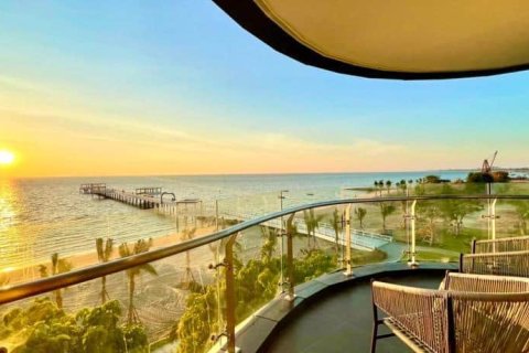 3 bedrooms Condo in Chon Buri, Thailand No. 1016 17