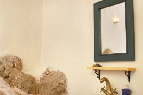 4 bedrooms Commercial property in Chania, Greece No. 84185 10