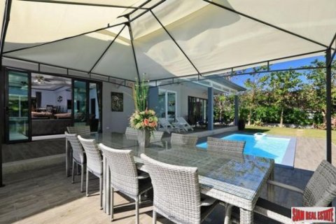 5 bedrooms Villa in Kamala, Thailand No. 96732 6