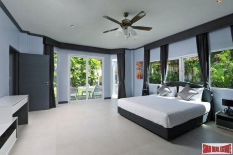 5 bedrooms Villa in Kamala, Thailand No. 96732 13