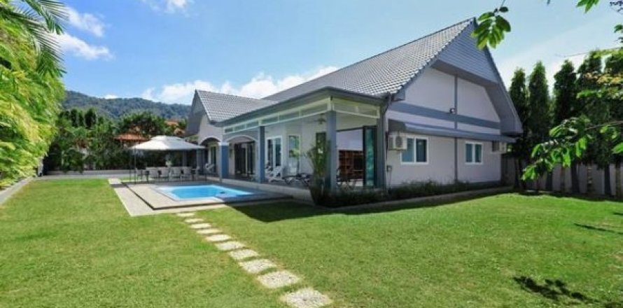 5 bedrooms Villa in Kamala, Thailand No. 96732