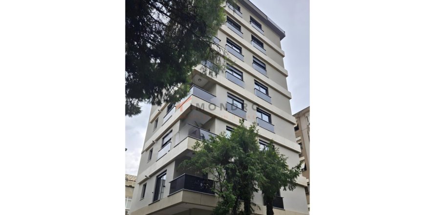 3 dormitorios Apartment en Kadikoy, Turkey No. 127623