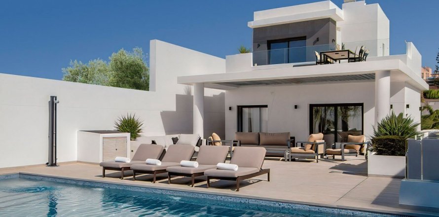 4 bedrooms Villa in Ciudad Quesada, Spain No. 125987