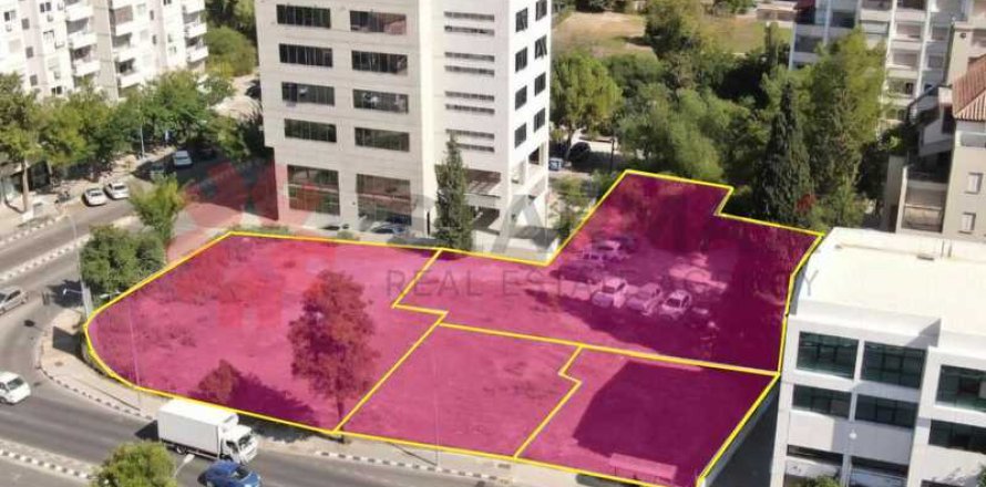 Commercial property in Nicosia, Cyprus No. 82487