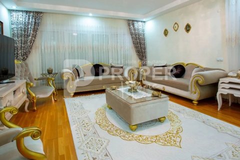 5 rooms Apartment in Thanh Khe, Vietnam No. 11441 2