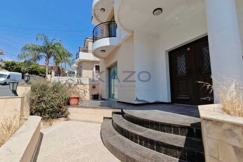 5 bedrooms House in Agios Athanasios, Cyprus No. 63546 2