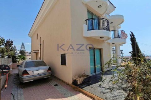 5 bedrooms House in Agios Athanasios, Cyprus No. 63546 4