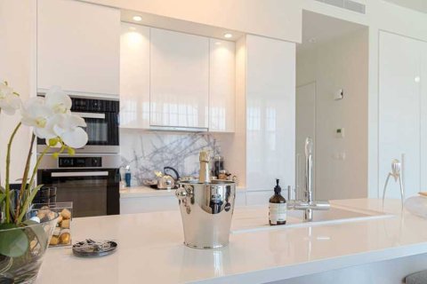 1 bedroom Apartment in Limassol, Cyprus No. 76583 8