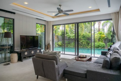 4 bedrooms Villa in Phuket, Thailand No. 96782 15