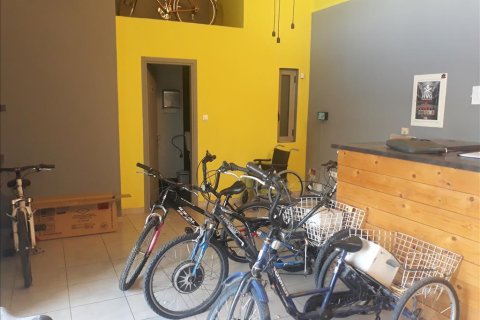 600m² Commercial property in Lykovrysi, Greece No. 56868 9