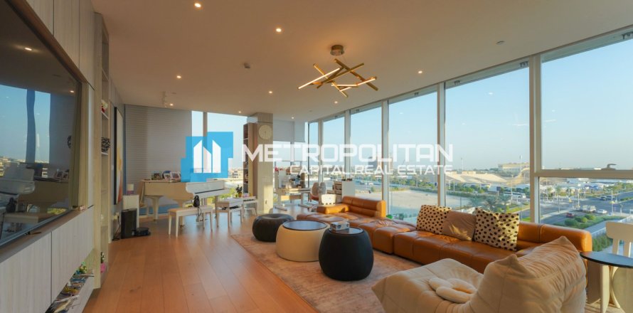 3 bedrooms Apartment in Bavaria Town, Vietnam No. 113530