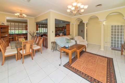 6 bedrooms House in Lance Aux Epines, Grenada No. 53177 8