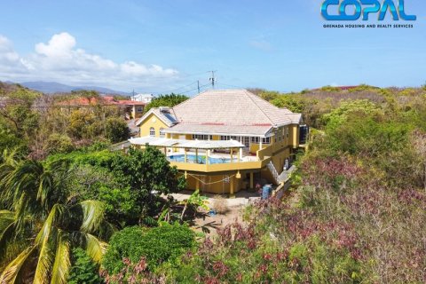 6 bedrooms House in Lance Aux Epines, Grenada No. 53177 4