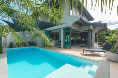 3 bedrooms Villa in Nai Harn Beach, Thailand No. 96784 1