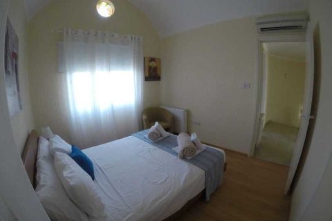 4 bedrooms House in Chloraka, Cyprus No. 30816 11