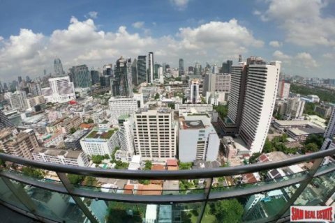 4 bedrooms Apartment in Bangkok, Thailand No. 96908 1