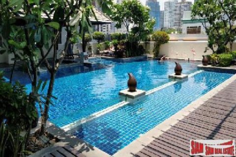 4 bedrooms Apartment in Bangkok, Thailand No. 96908 25