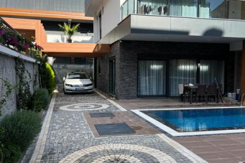 5 rooms Villa in Binh Duong, Vietnam No. 20851 2
