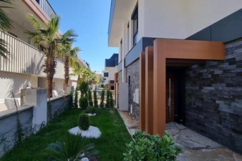 5 rooms Villa in Binh Duong, Vietnam No. 20851 7